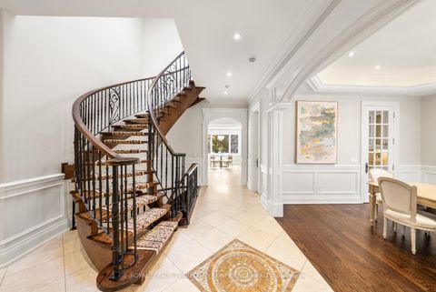 Photo 6 at 255 Dunview Avenue, Willowdale East, Toronto