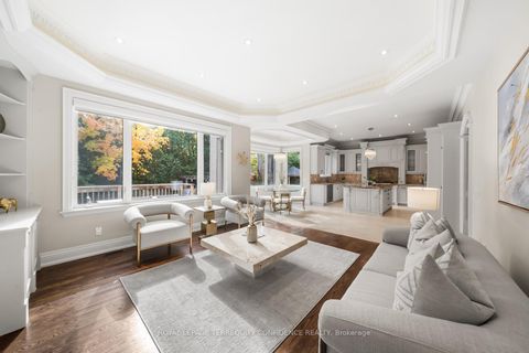 Photo 17 at 255 Dunview Avenue, Willowdale East, Toronto