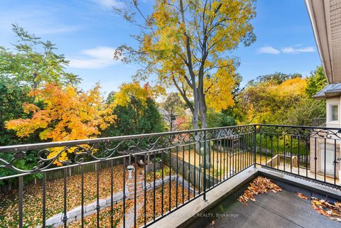 Photo 25 at 255 Dunview Avenue, Willowdale East, Toronto