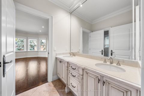 Photo 30 at 255 Dunview Avenue, Willowdale East, Toronto