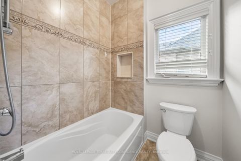 Photo 31 at 255 Dunview Avenue, Willowdale East, Toronto