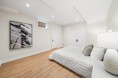 Photo 43 at 255 Dunview Avenue, Willowdale East, Toronto
