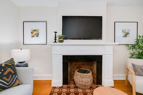 Photo 3 at 61 Springdale Boulevard, East York, Toronto