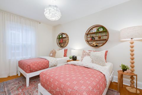 Photo 19 at 61 Springdale Boulevard, East York, Toronto