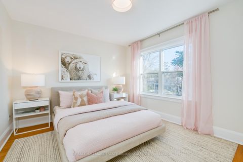 Photo 21 at 61 Springdale Boulevard, East York, Toronto