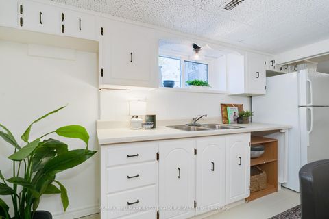 Photo 29 at 61 Springdale Boulevard, East York, Toronto