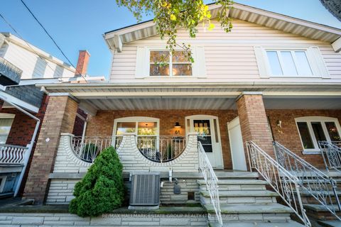 Photo 35 at 61 Springdale Boulevard, East York, Toronto