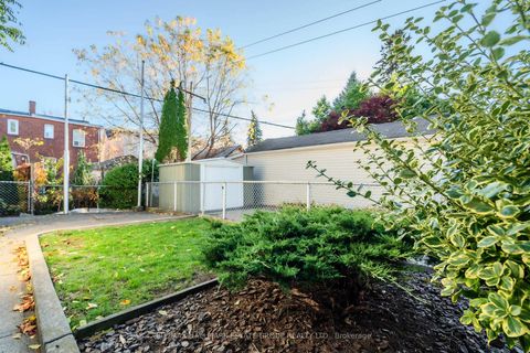 Photo 40 at 61 Springdale Boulevard, East York, Toronto