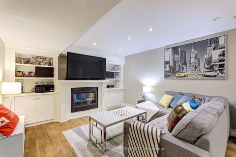 Photo 15 at 530 Vellore Woods Boulevard, Vellore Village, Vaughan