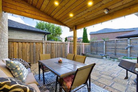 Photo 19 at 530 Vellore Woods Boulevard, Vellore Village, Vaughan