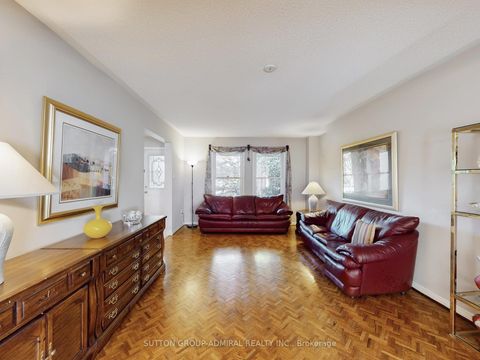 Photo 5 at 25 Mill Arbour Lane, Brownridge, Vaughan