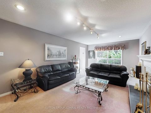 Photo 14 at 25 Mill Arbour Lane, Brownridge, Vaughan