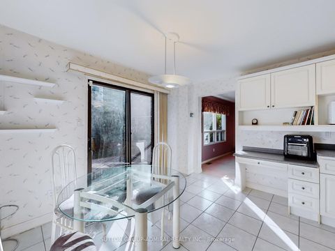 Photo 22 at 25 Mill Arbour Lane, Brownridge, Vaughan