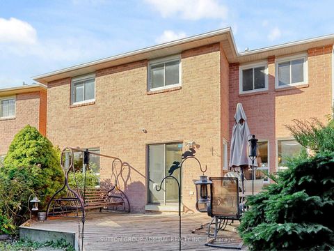 Photo 41 at 25 Mill Arbour Lane, Brownridge, Vaughan