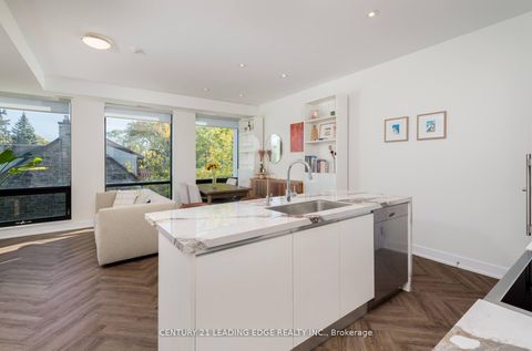 Photo 4 at 204 - 441 Jane Street, Bloor West Village, Toronto