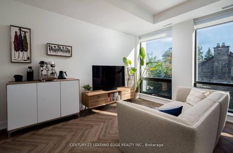 Photo 9 at 204 - 441 Jane Street, Bloor West Village, Toronto