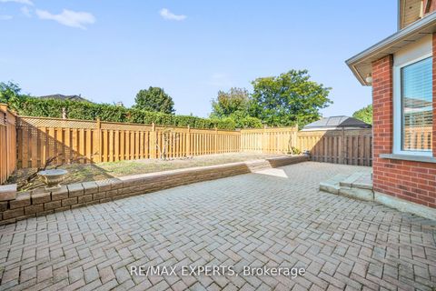 Photo 37 at 118 Chancellor Drive, East Woodbridge, Vaughan