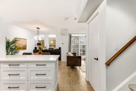 Photo 2 at 319 - 39 Shank Street, Niagara, Toronto