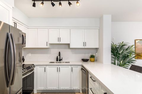 Photo 4 at 319 - 39 Shank Street, Niagara, Toronto