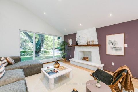 Photo 3 at 44 Brookridge Drive, Bendale, Toronto