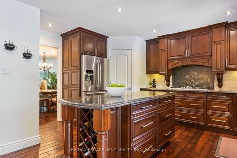 Photo 11 at 2421 Susquehanna Court, RO River Oaks, Oakville