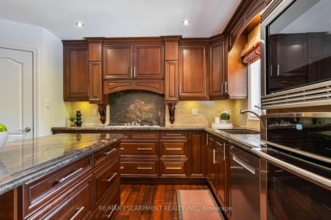 Photo 12 at 2421 Susquehanna Court, RO River Oaks, Oakville