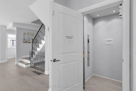 Photo 6 at 23 - 260 Eagle Street, Central Newmarket, Newmarket