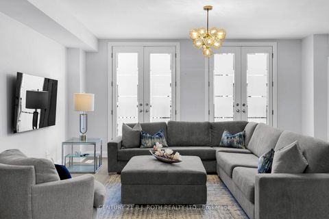 Photo 9 at 23 - 260 Eagle Street, Central Newmarket, Newmarket