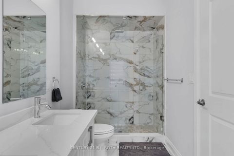 Photo 21 at 23 - 260 Eagle Street, Central Newmarket, Newmarket