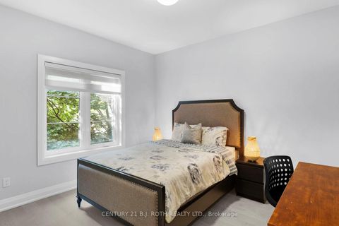 Photo 23 at 23 - 260 Eagle Street, Central Newmarket, Newmarket