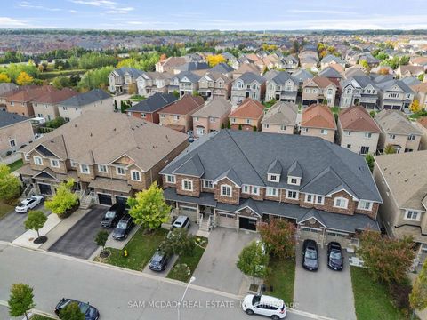 Photo 33 at 30 Zachary Place, Vellore Village, Vaughan
