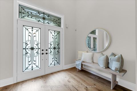 Photo 4 at 3340 Mistwell Crescent, BR Bronte, Oakville