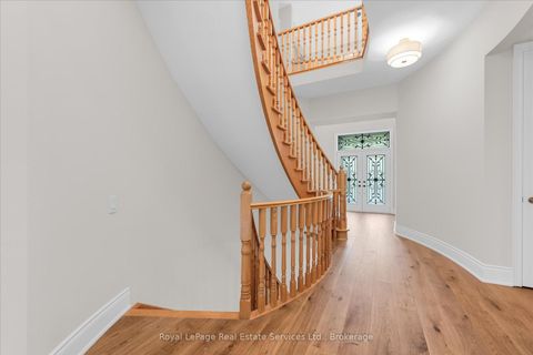 Photo 10 at 3340 Mistwell Crescent, BR Bronte, Oakville