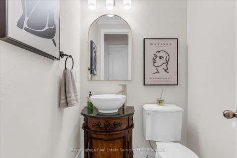 Photo 11 at 3340 Mistwell Crescent, BR Bronte, Oakville