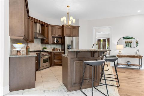 Photo 17 at 3340 Mistwell Crescent, BR Bronte, Oakville