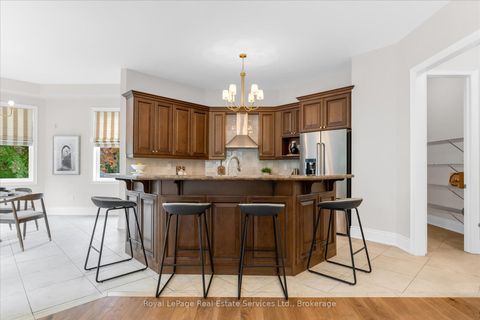 Photo 20 at 3340 Mistwell Crescent, BR Bronte, Oakville