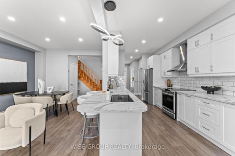 Photo 11 at 125 Mistywood Crescent, Patterson, Vaughan