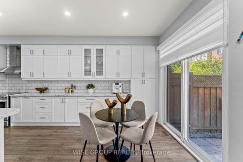 Photo 19 at 125 Mistywood Crescent, Patterson, Vaughan