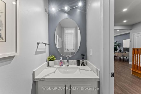 Photo 27 at 125 Mistywood Crescent, Patterson, Vaughan