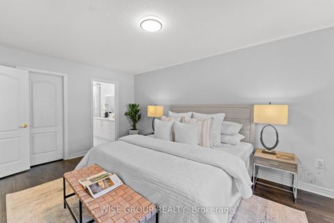 Photo 35 at 125 Mistywood Crescent, Patterson, Vaughan