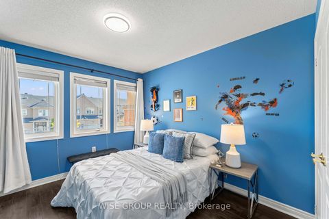 Photo 41 at 125 Mistywood Crescent, Patterson, Vaughan