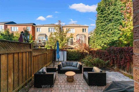 Photo 44 at 125 Mistywood Crescent, Patterson, Vaughan