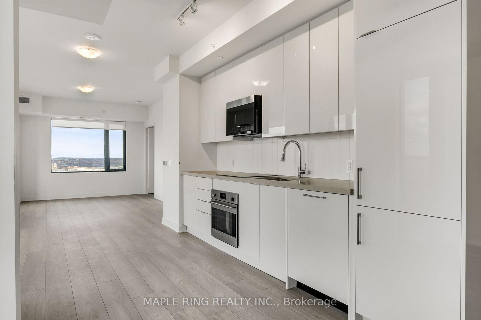 4706 - 2920 Highway 7 Road, Concord, Vaughan photo number 2