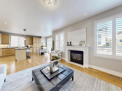 Photo 6 at 164 Worthington Avenue, Oak Ridges Lake Wilcox, Richmond Hill