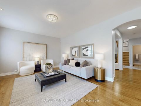 Photo 8 at 164 Worthington Avenue, Oak Ridges Lake Wilcox, Richmond Hill