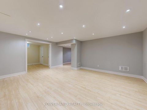 Photo 42 at 164 Worthington Avenue, Oak Ridges Lake Wilcox, Richmond Hill