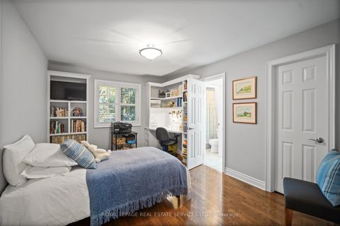 Photo 33 at 4 Reigate Road, Humber Valley, Toronto