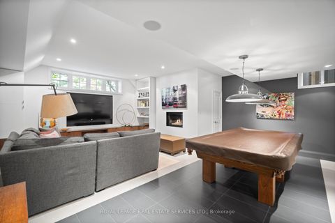 Photo 37 at 4 Reigate Road, Humber Valley, Toronto