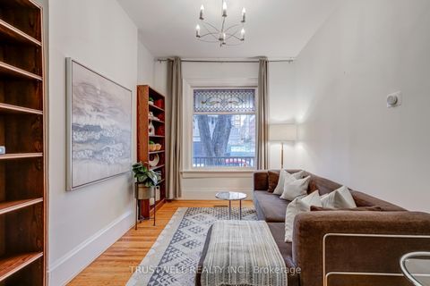 Photo 5 at 71 Shaw Street, Niagara, Toronto