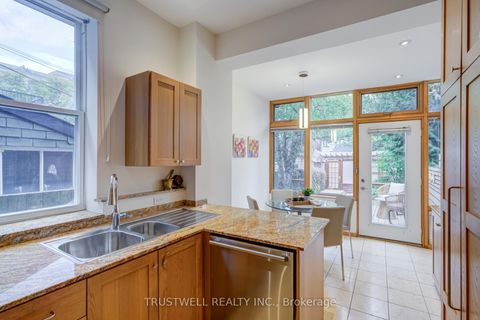 Photo 14 at 71 Shaw Street, Niagara, Toronto